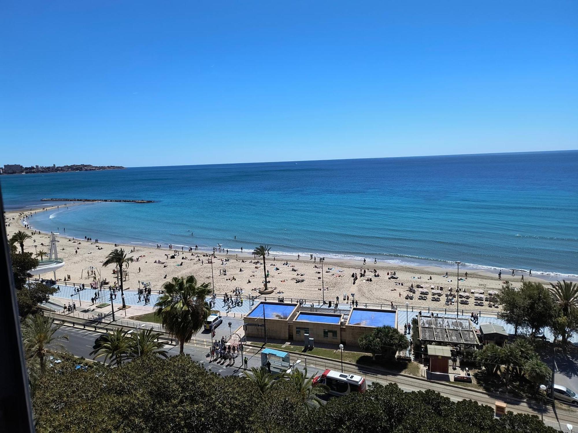 Apartamento Playa Alicante Eksteriør billede